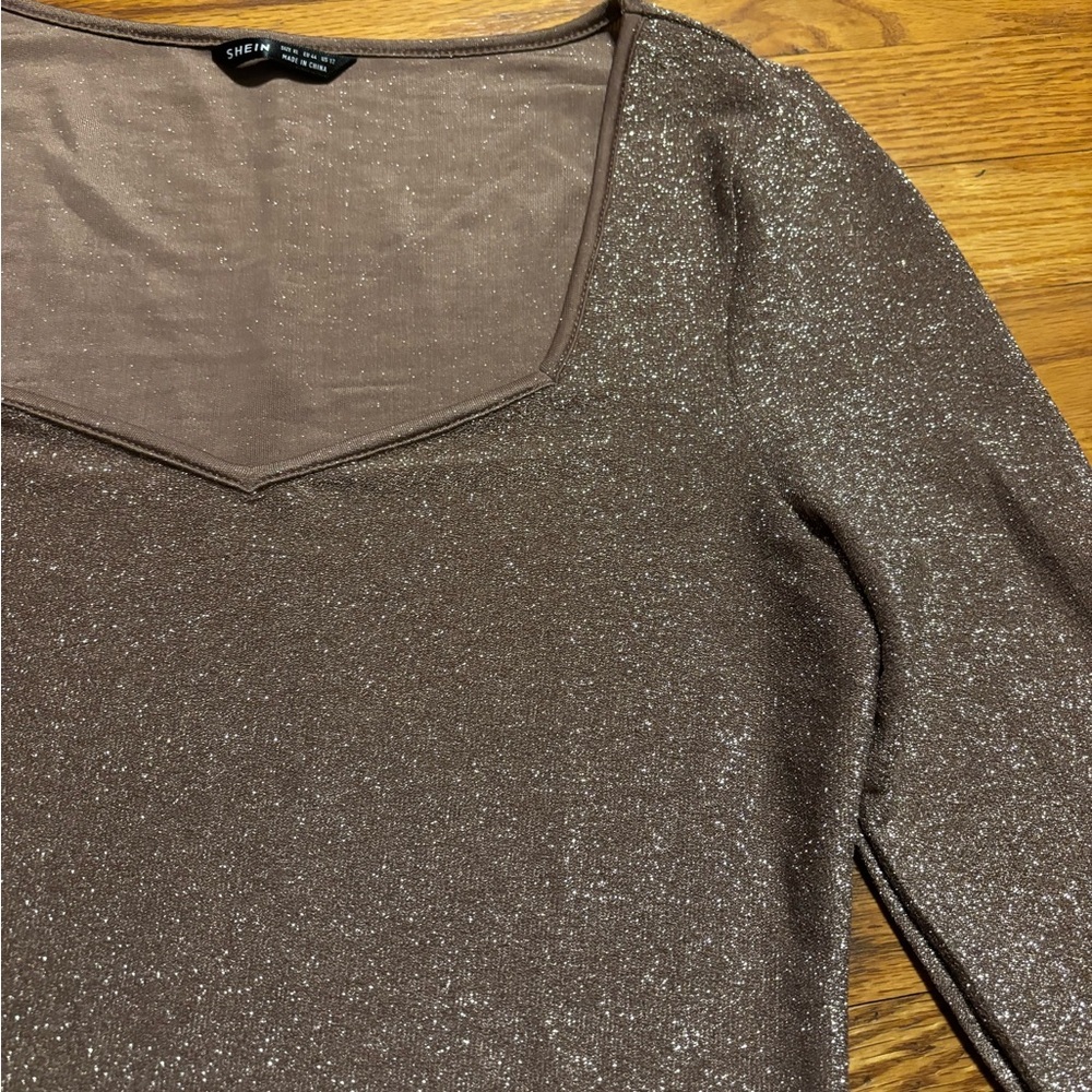 SHEIN Top - Picture 3 of 5